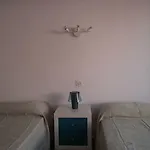 Guest house San Carlos 2*