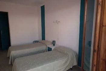 San Carlos 2* يوريت دي مار